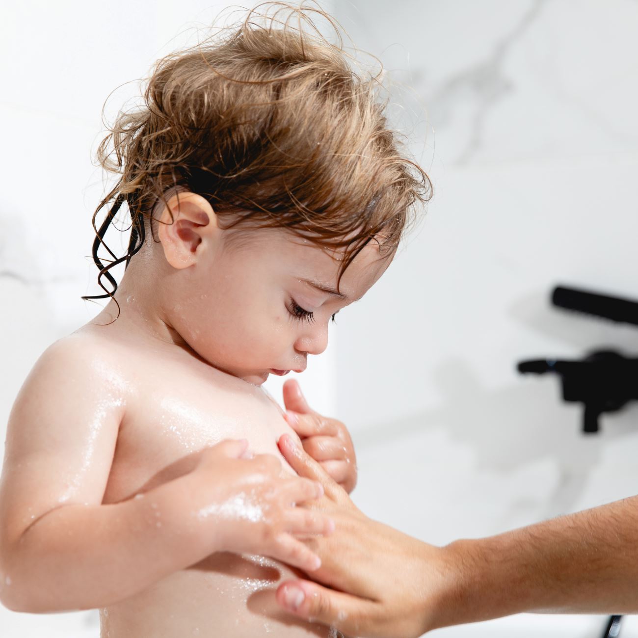 ტოპიკრემი - დასაბანი გელი ძალიან მშრალი და ატოპიური კანისათვის