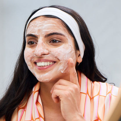 ტოპიკრემი - პიგმენტური ლაქების საწინააღმდეგო ბზინვარების მიმნიჭებელი ნიღაბი